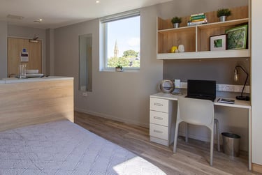 1 bed studio, Bonhay Road, St David's, Exeter, EX43AY - Image 14